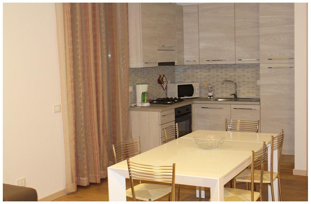 Residence Boschetti Манерба-дель-Гарда Экстерьер фото